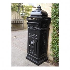 Black Mailbox / Lockable LetterBox